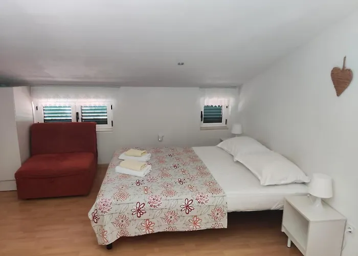 Dalma דירה פודגורה